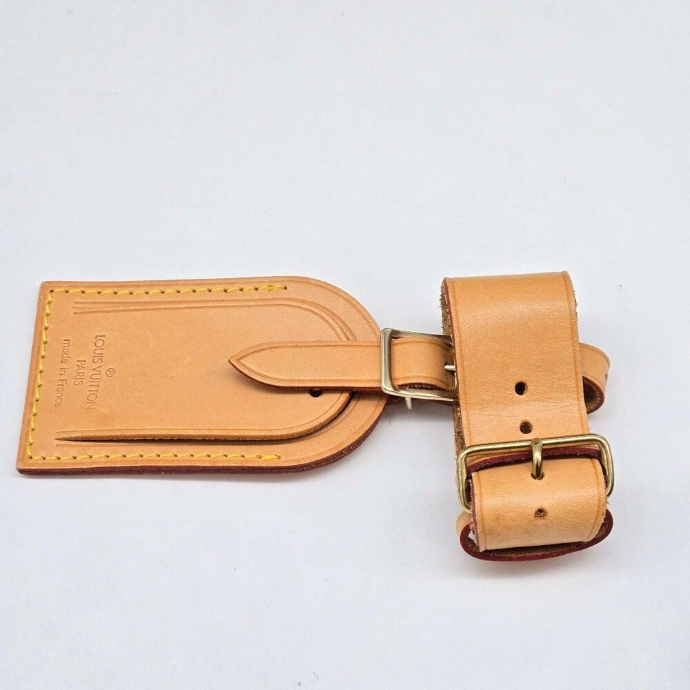 Louis Vuitton Travel & Decoration Bag Tag 11-1-022025 - Picture 3 of 5